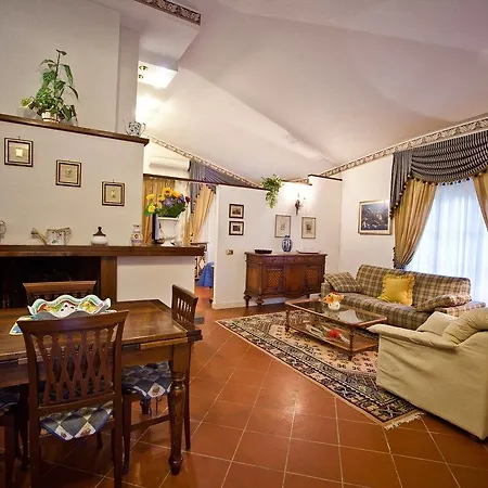 Casa vacanze Rossana Cenaia