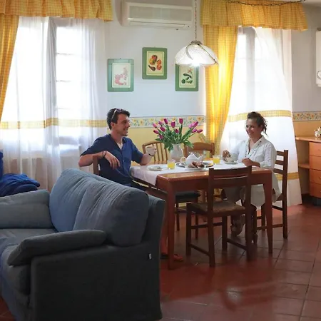 Σπίτι διακοπών Rossana Cenaia